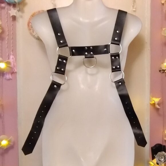 Faux Leather Bondage Strap Harness - Picture 5 of 6
